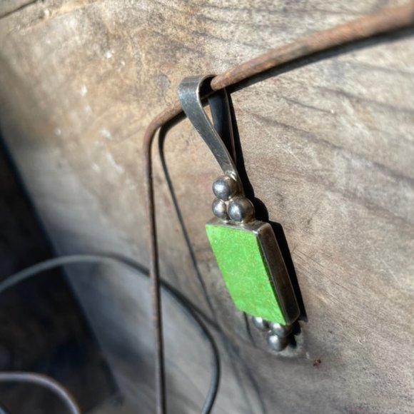 RARE Vintage Pendant A.Cadman Gaspeite & Sterling Silver - Picture 7 of 12